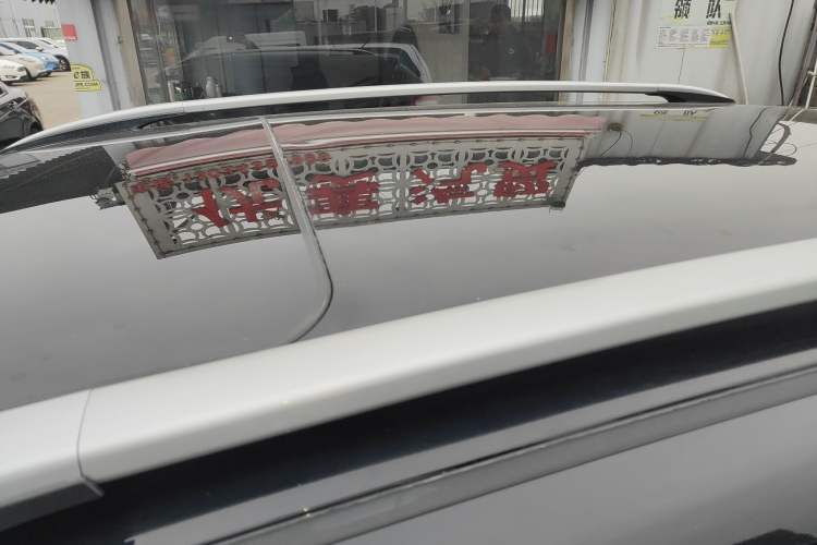 Used Venucia T70 2015 2.0L CVT Smart Edition