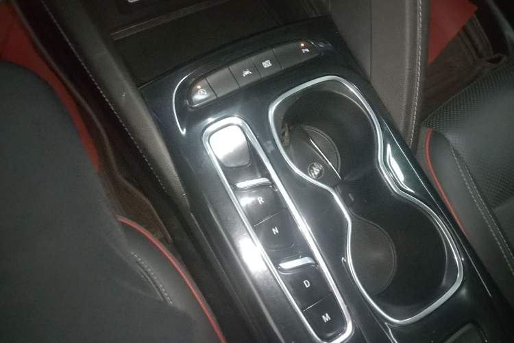 Used Buick Envision 2022 Encore S GS Two-Wheel Drive Smart Sport Model
