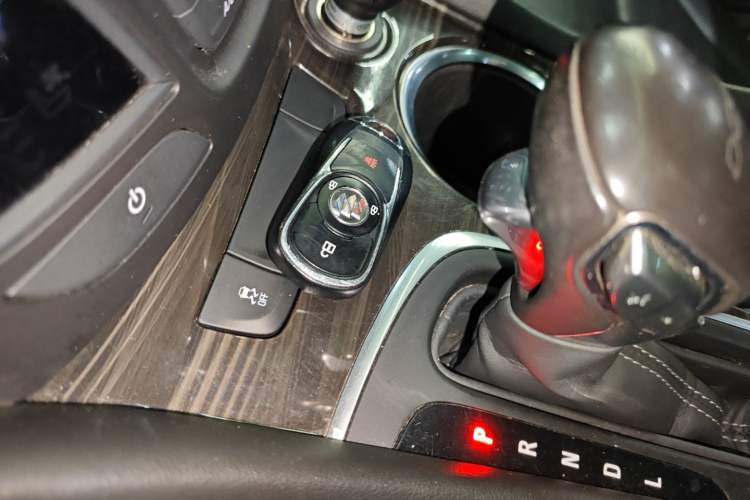 Used Buick Envision 2020 20T Two-Wheel Drive Elite Version