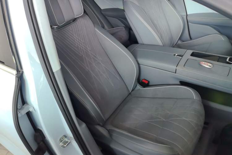 Used VOYAH PASSION 2023 Four-Wheel Drive Flagship Edition