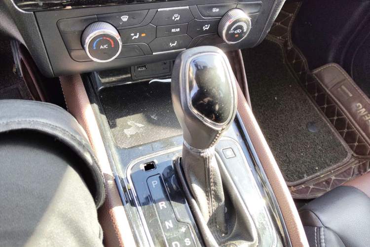 Used Dongfeng Fengon 580 2017 1.5T CVT Comfort Model