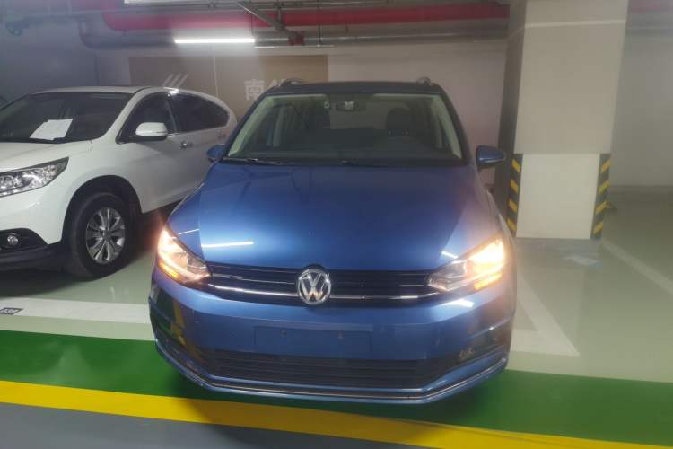 Used Volkswagen Touran 2018 Volkswagen Touran L 280TSI DSG Comfort Edition 7 Seats China V Emission Standard