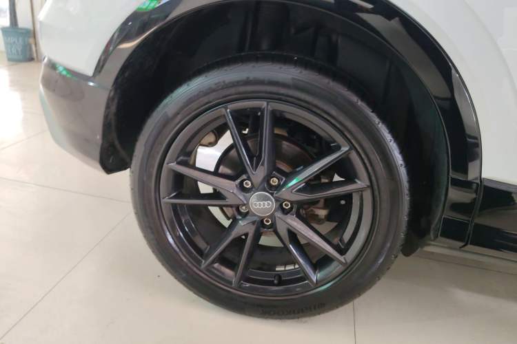 Used Audi Q2L 2020 35 TFSI Fashion Dynamic Model
