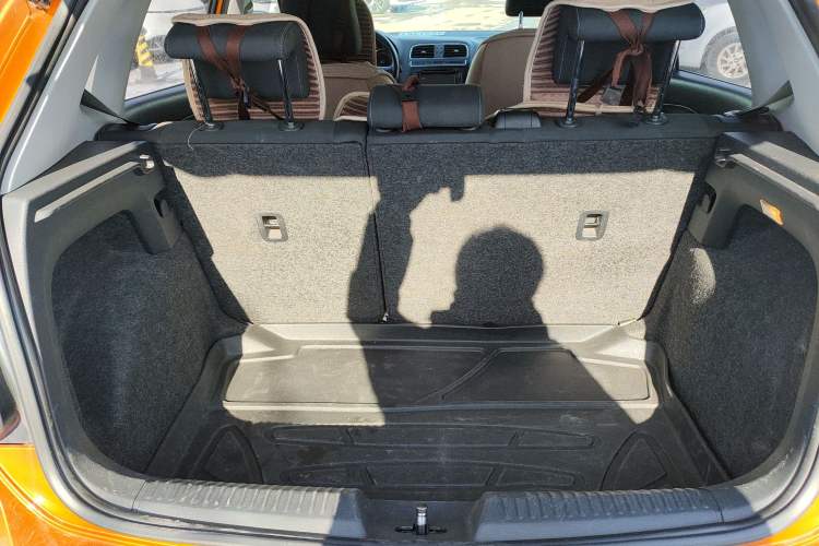 Used Volkswagen Polo 2014 1.6L Cross Polo Automatic