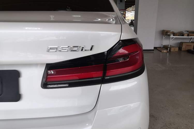 Used BMW 5 Series 2022 Second Facelift 530Li Leading Edition M Sport Package