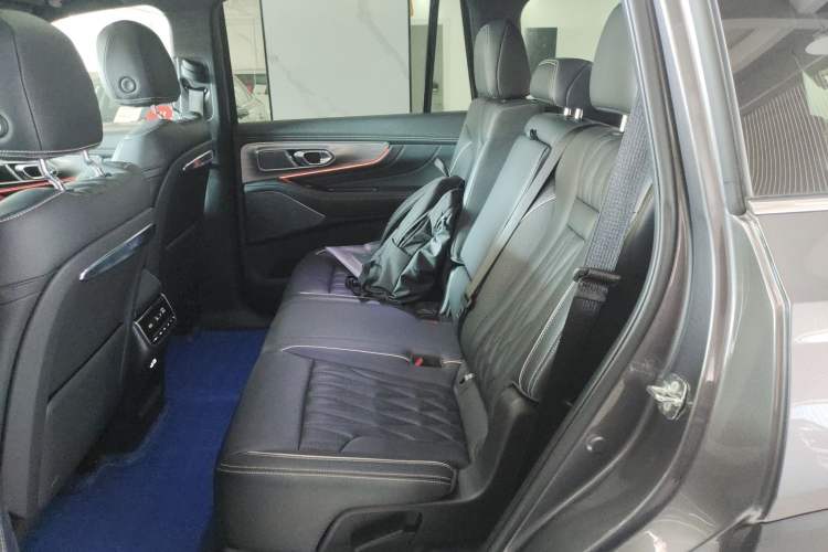 Used GAC Trumpchi GS8 2022 Flagship Series 2.0 TGDI Two-Wheel-Drive Prestige Edition (7 Seats)