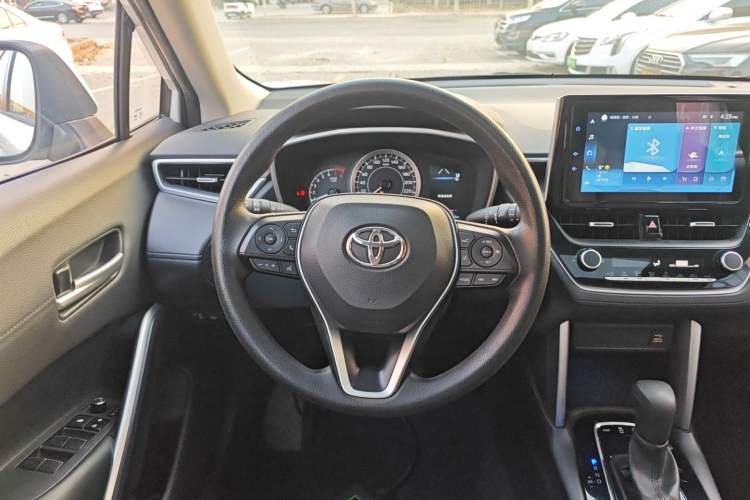 Used Toyota FRONTLANDER 2022 2.0L CVT Luxury PLUS Edition
