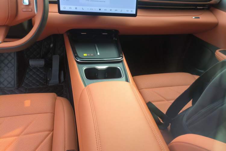 Used  S05 2024 510 Ultra Pure Electric Version