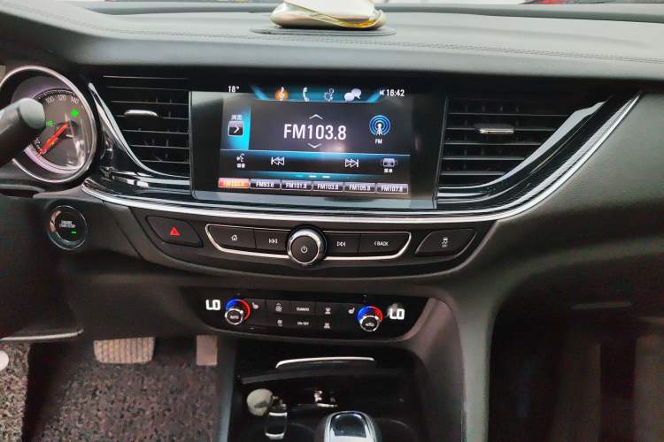 Used Buick Regal 2017 20T Luxury Model
