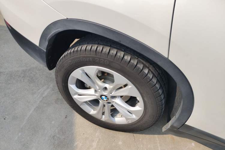 Used BMW X1 2016 sDrive18Li Premium Edition
