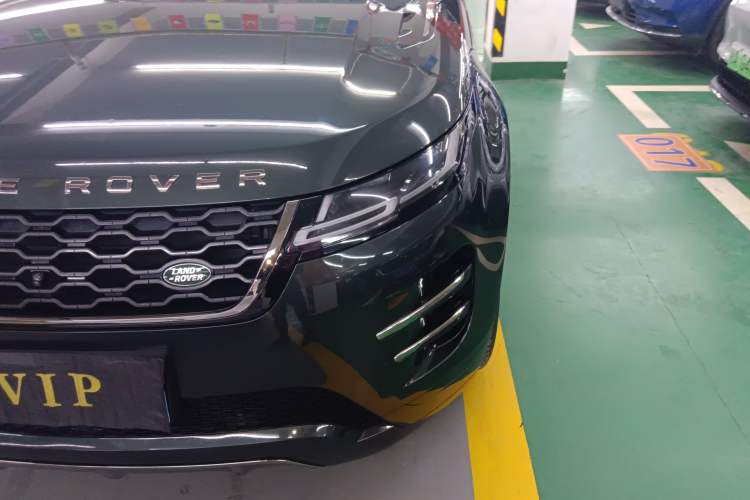 Used Land Rover Range Rover Evoque 2021 Range Rover Velar L 249PS R-Dynamic First Edition
