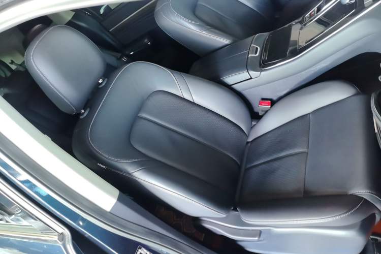 Used GAC Trumpchi M8 2021 Lingxiu Series 390T Deluxe Edition