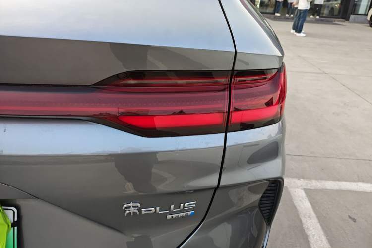 Used BYD Song PLUS New Energy 2025 EV Smart Drive Edition 605km Flagship Model