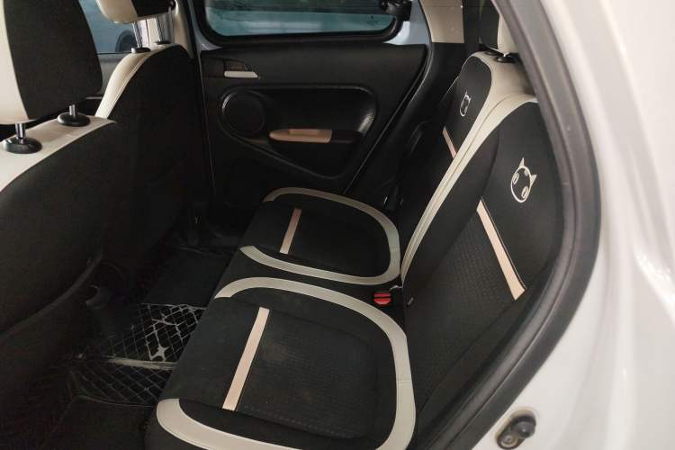 Used ORA Black Cat 2022 351 km Comfort Version Ternary Lithium
