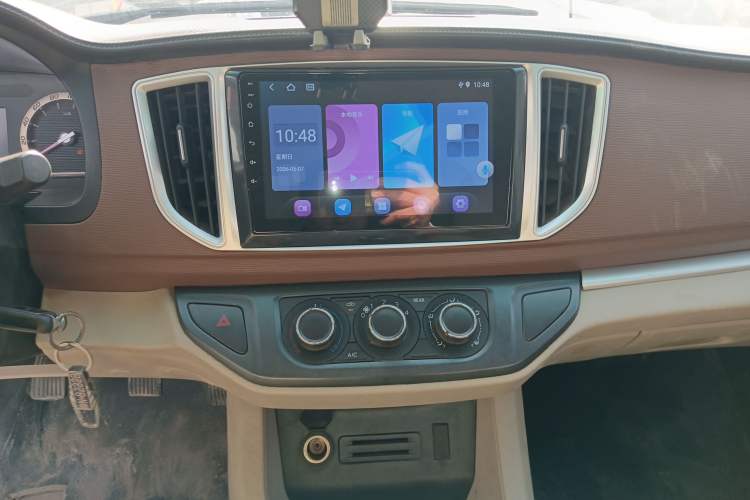 Used FORTHING Lingzhi 2019 Facelifted M5L 1.6L 7-Seater Base Model China VI Standard