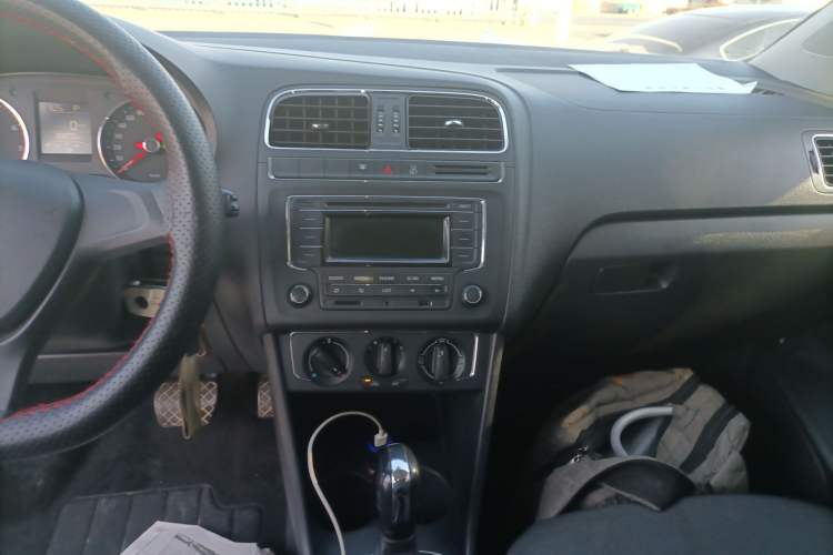 Used Volkswagen Polo 2014 1.6L Automatic Comfort Edition