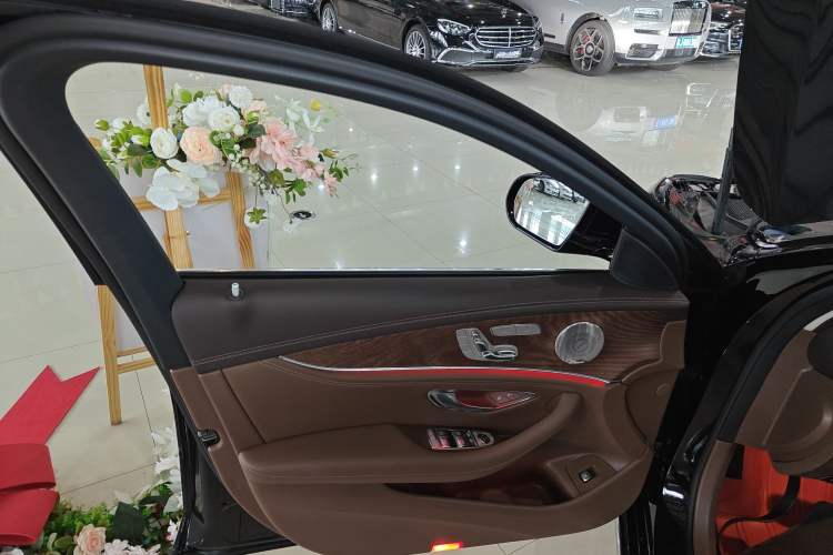 Used Mercedes-Benz E-Class 2023 Updated E 300 L Luxury Edition