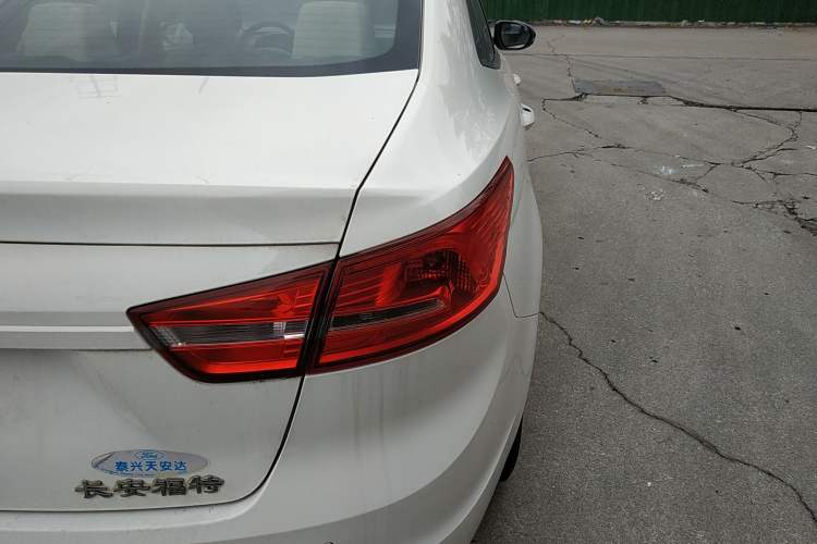 Used Ford Escort 2017 Revised Version 1.5L Automatic Comfort Edition