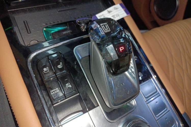 Used Tank 500 New Energy 2023 Hi4-T
