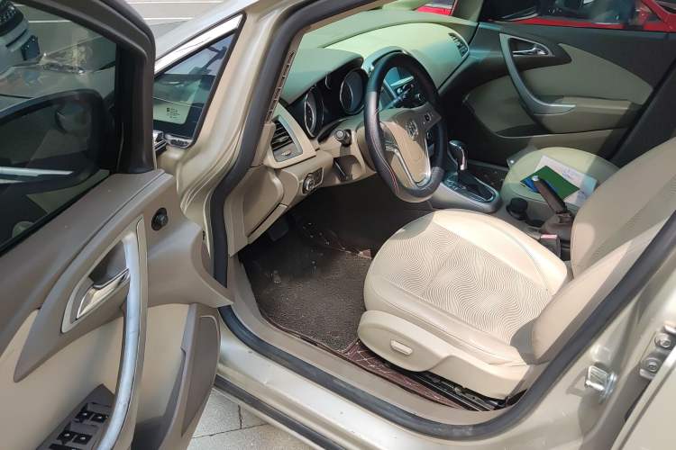 Used Buick GT 2013 GT 1.6L Automatic Fashion Edition
