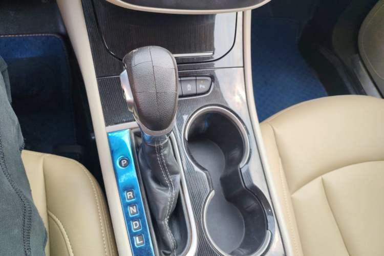 TDK.VehicleDetails.img