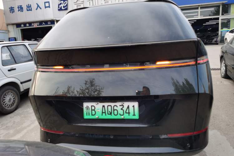 Used XPeng X9 2024 610 Long-Range Pro
