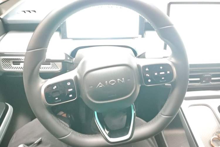 Used AION Y 2023 Plus 510 Enjoy Edition