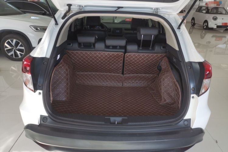 Used Honda Vezel 2020 1.5L CVT Luxury Edition
