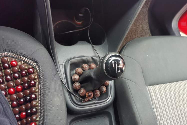 Used Volkswagen Polo 2014 1.4L Manual Fashion Edition
