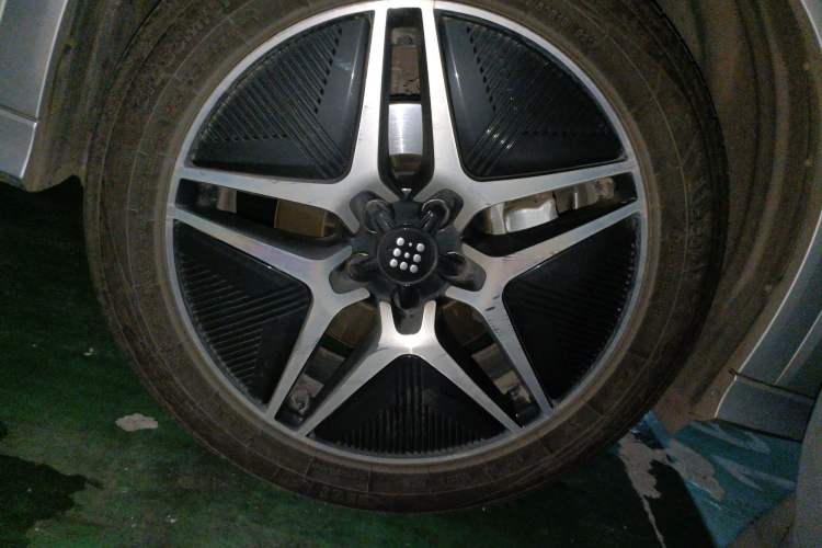 Used Landian E5 2023 1.5L DE-i 100KM Zhenxiang Edition 7-Seater
