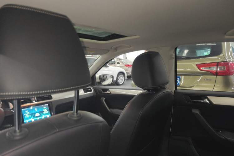 Used Skoda Rapid 2019 1.5L Automatic Comfort Edition China VI Standard
