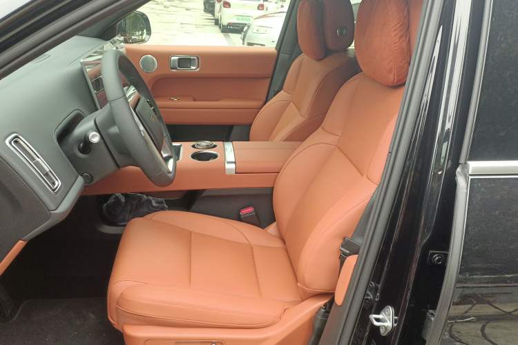 Used Li Auto L6 2025 Pro Smart Refresh Edition
