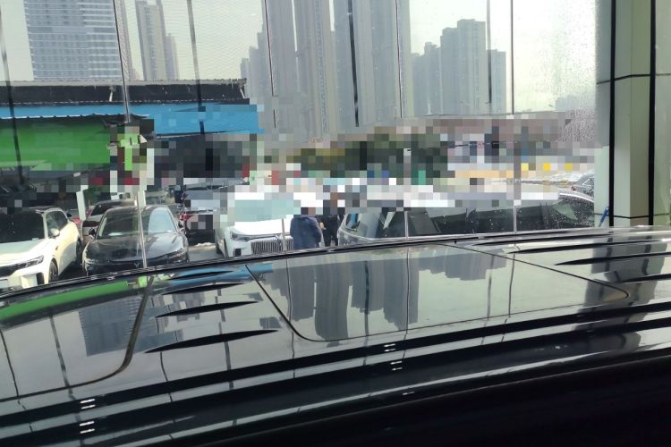 Used VOYAH Dream 2025 PHEV Four-Wheel-Drive Flagship Kunpeng Edition
