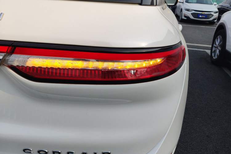 Used Lincoln Corsair 2022 2.0T Two-Wheel Drive Deluxe Edition