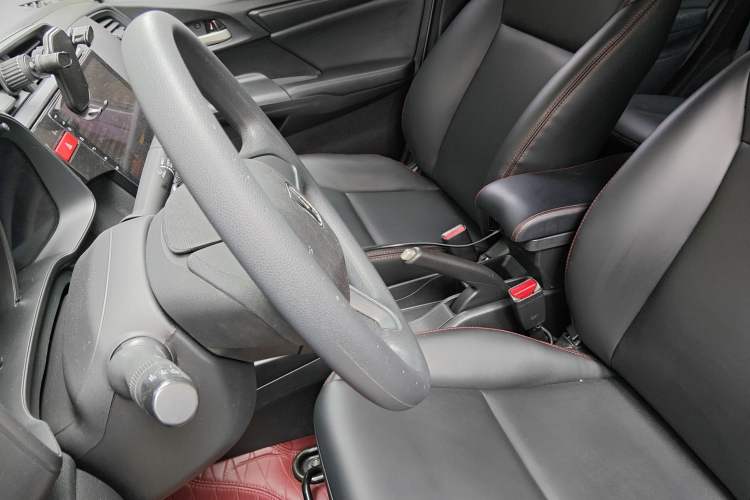 Used Honda Fit 2016 1.5L LXS CVT Comfort Sunroof Version
