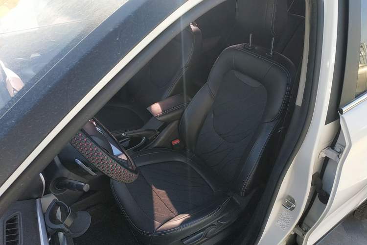 Used Baojun 510 2017 1.5L Automatic Fashion Model
