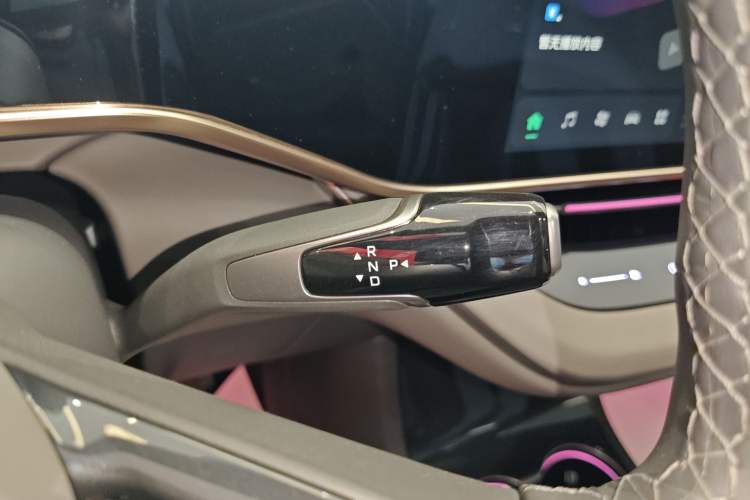 Used Hongqi EH7 2024 760 Pro+ Four-Wheel Drive Version