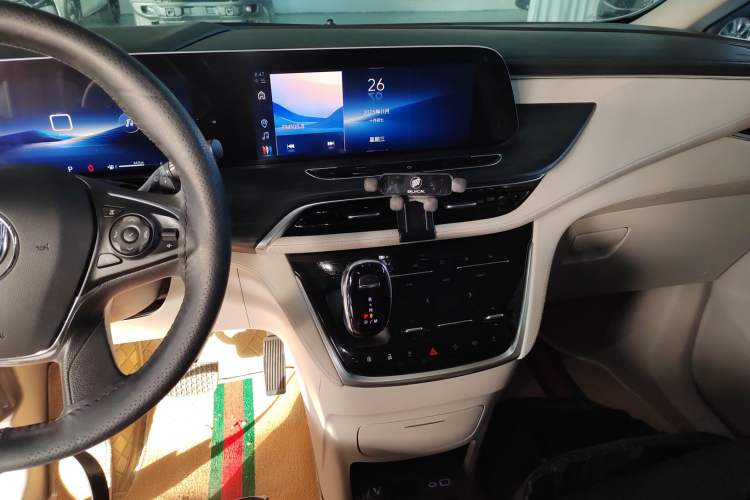 Used Buick GL8 2023 ES Lu Zun Comfort Model
