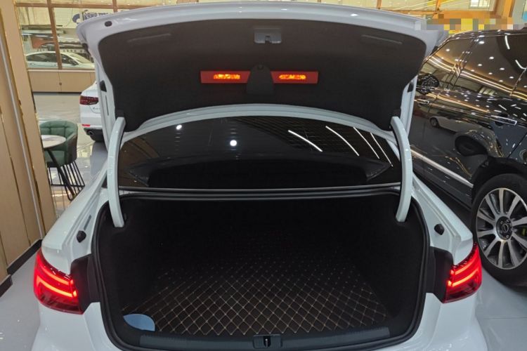 Used Audi A3 2020 Restyled Limousine 35 TFSI Ambition Version China VI
