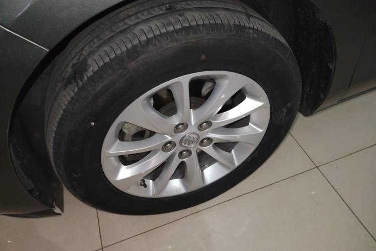 Used Buick GL8 2018 ES 28T Premium Model China VI Standard
