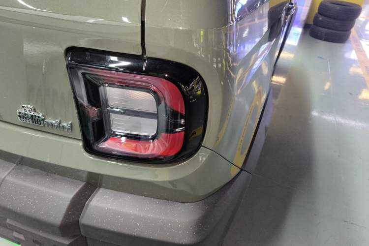 Used  Panda 2025 210km Panda Rider
