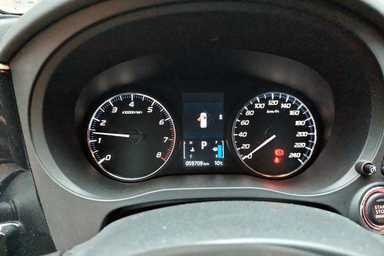 Used Mitsubishi Outlander 2019 2.0L Two-Wheel Drive Comfort Edition 5 Seats China VI Standard