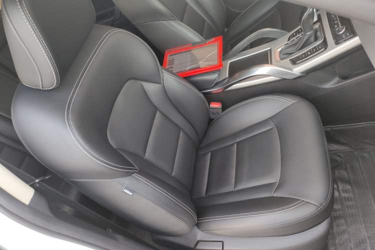 Used Geely Auto Emgrand X7 Sport 2016 1.8TD Automatic Smart Connectivity Version
