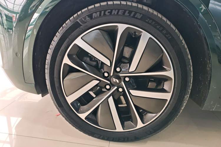 Used Li Auto L9 2022 Max model