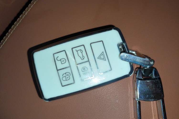 Used Jaguar XEL 2020 2.0T 200 PS R-DYNAMIC S Advanced Sport Edition
