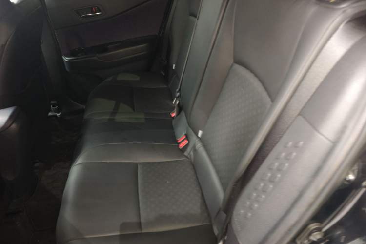 Used Toyota IZOA 2018 2.0L Yichi Version China VI Standard