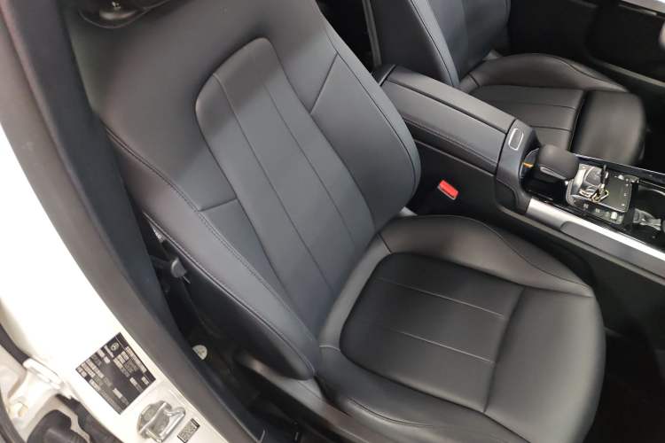 Used Mercedes-Benz GLB 2022 Second Facelift GLB 200 Dynamic Edition
