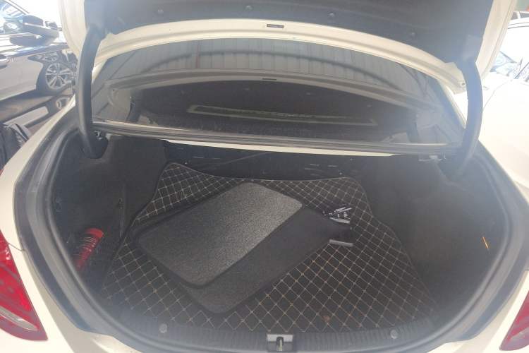 Used Mercedes-Benz C-Class 2016 C 200 L Sport Edition
