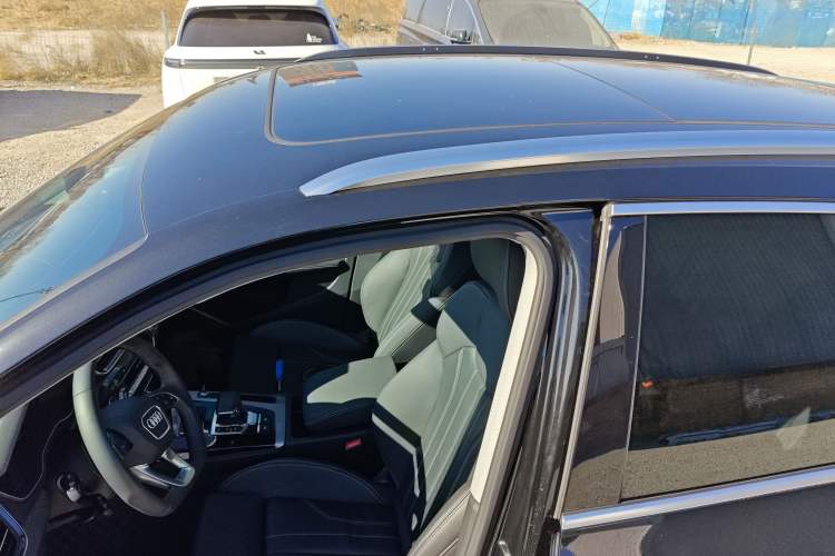 TDK.VehicleDetails.img