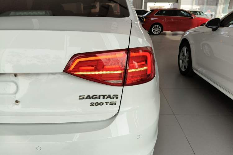 Used Volkswagen Sagitar 2018 280TSI DSG Ignite Edition
